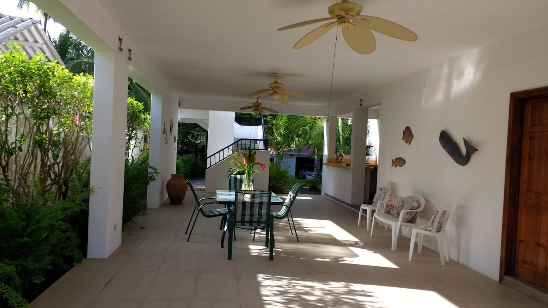 HOUSE FOR SALE IN EL MAR CHULAMAR