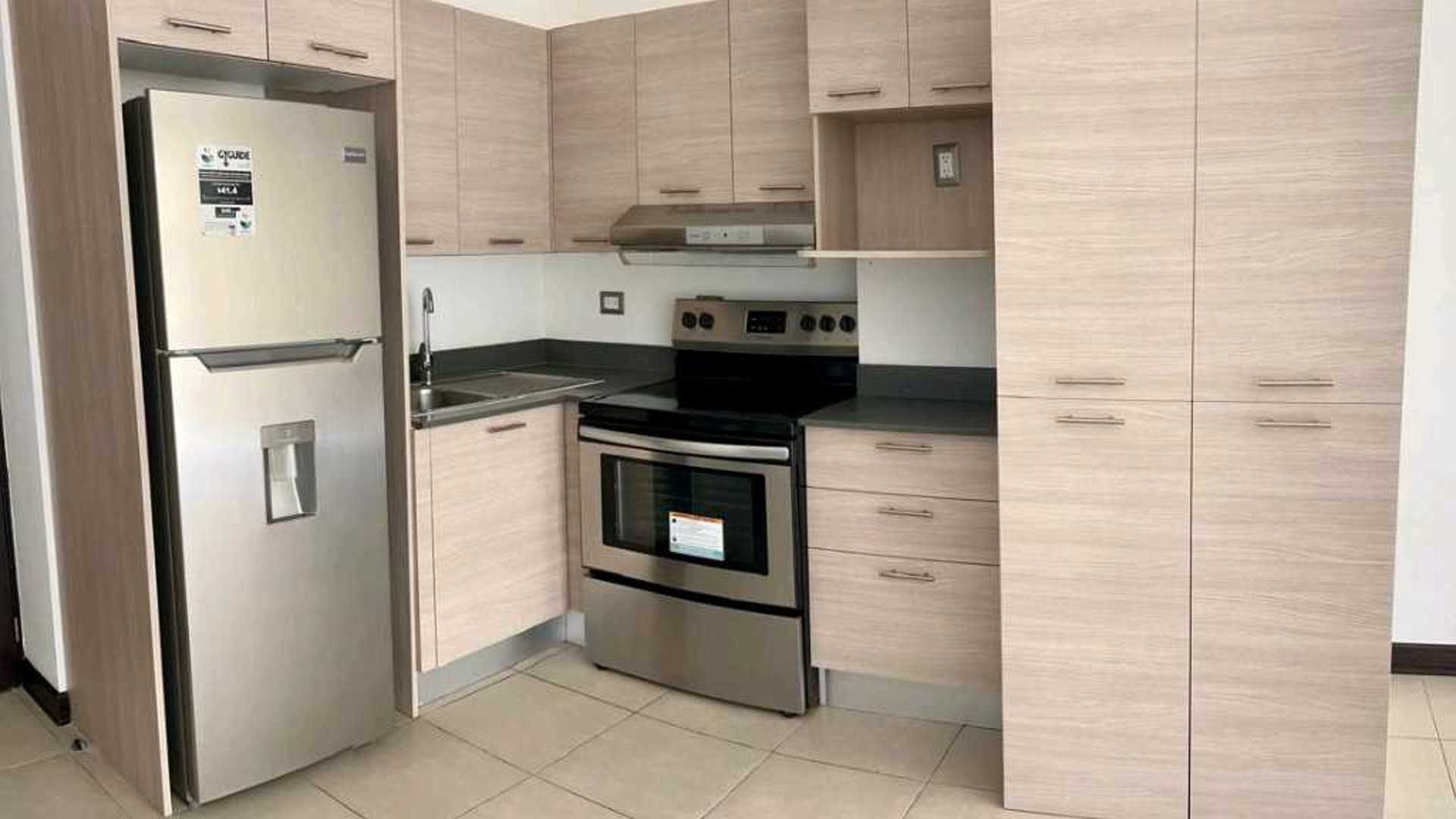 APARTAMENTO EN VENTA – EDIFICIO DESTINY, CAES