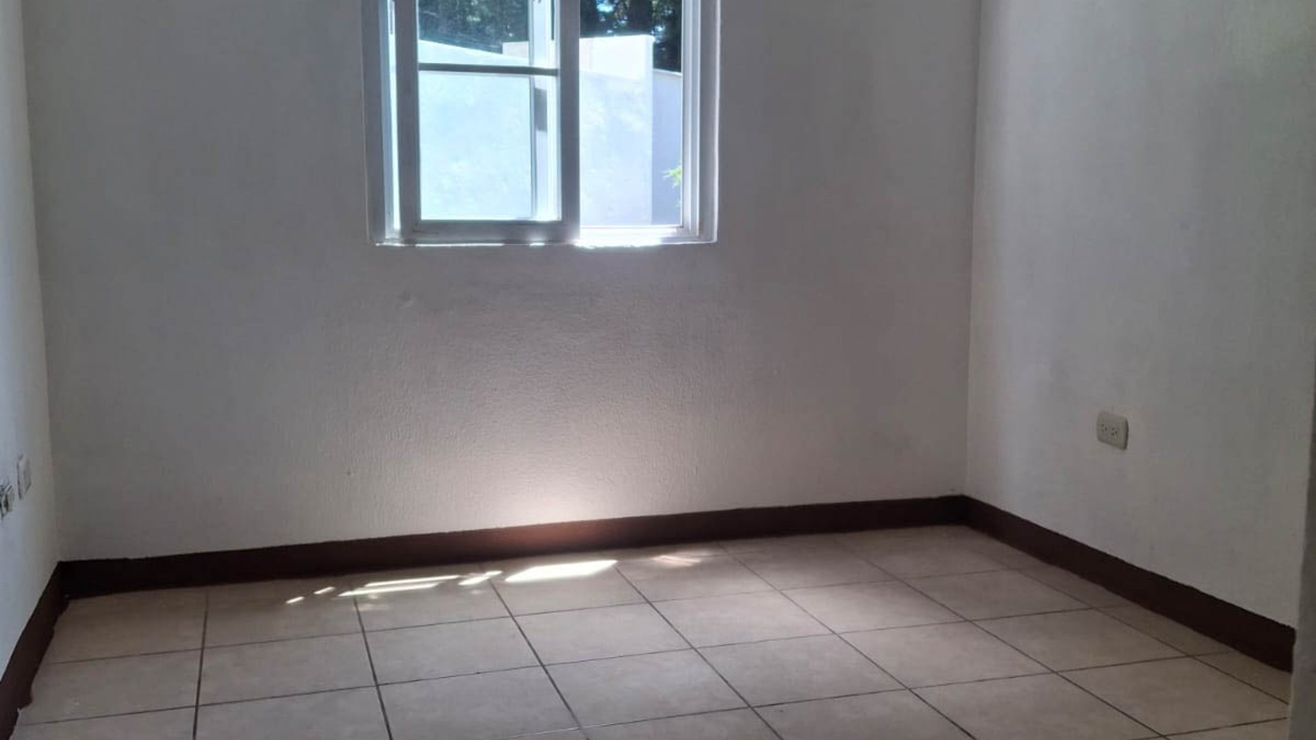 CONDOMINIO VILLA SANTORINI, KM 26 CARRETERA A EL SALVADOR - Miniatura 2