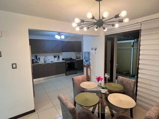 Vendo Lujosa casa en Prados del Carmen, Boca del Monte - 2