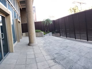 Edificio en alquiler Boulevard Los Próceres Z10! - 4