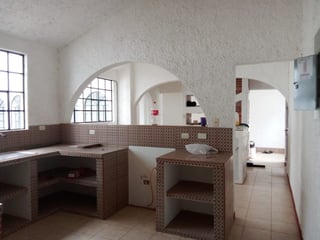 Amplia Casa en Venta en Las Hojarascas, Mixco - 2