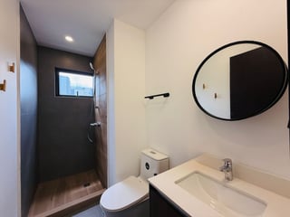 VENTA DE CÉNTRICO APARTAMENTO - ARLES, ZONA 15 - 5