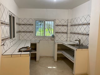 Local Comercial en renta en Zona 21 - 5