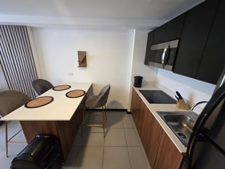 Apartamento amueblado en venta - 2 habitaciones en zona 14 Ref-5952 - 2