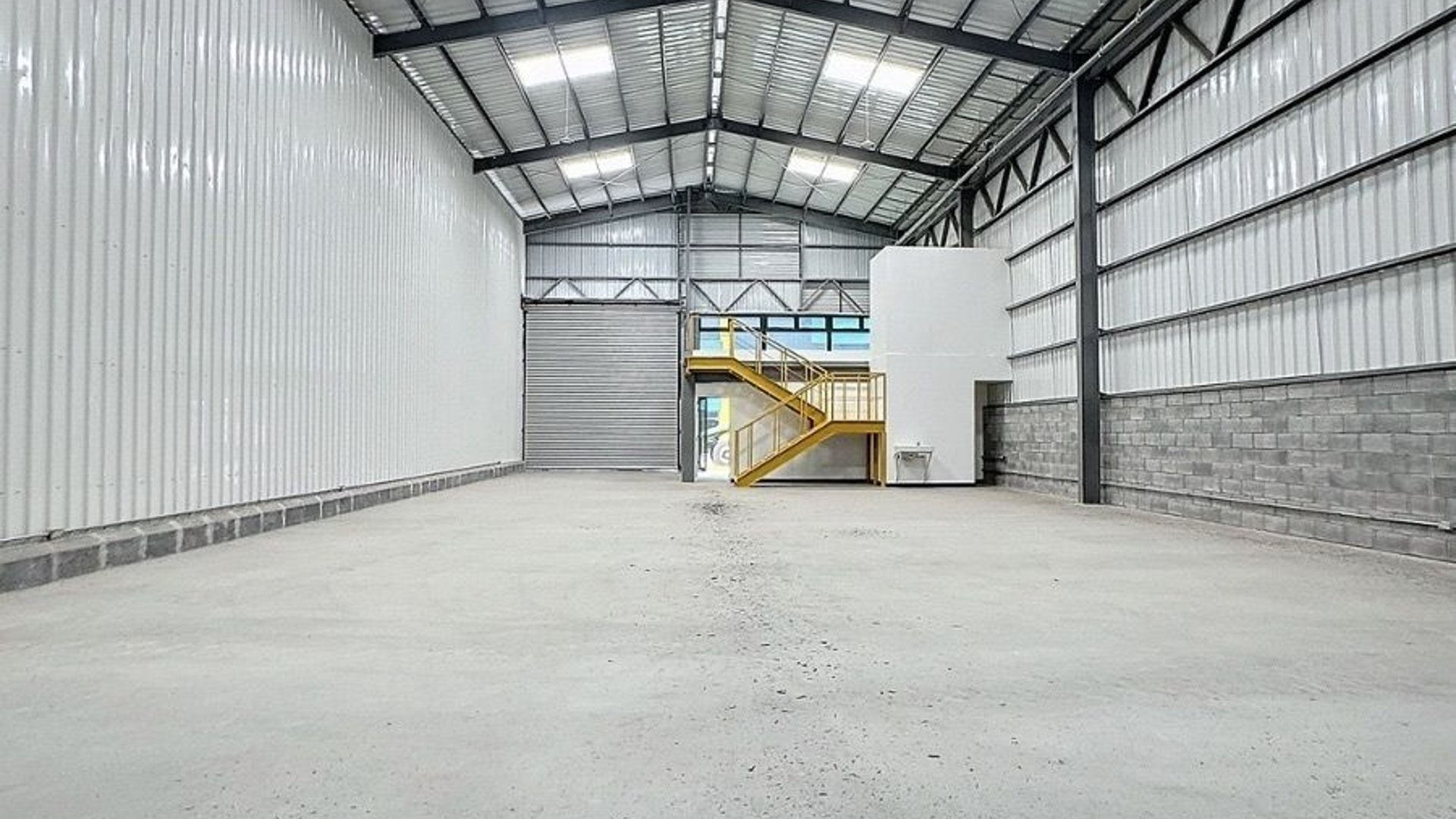 Bodegas en venta para estrenar en  Km 18 Carretera Villacanales