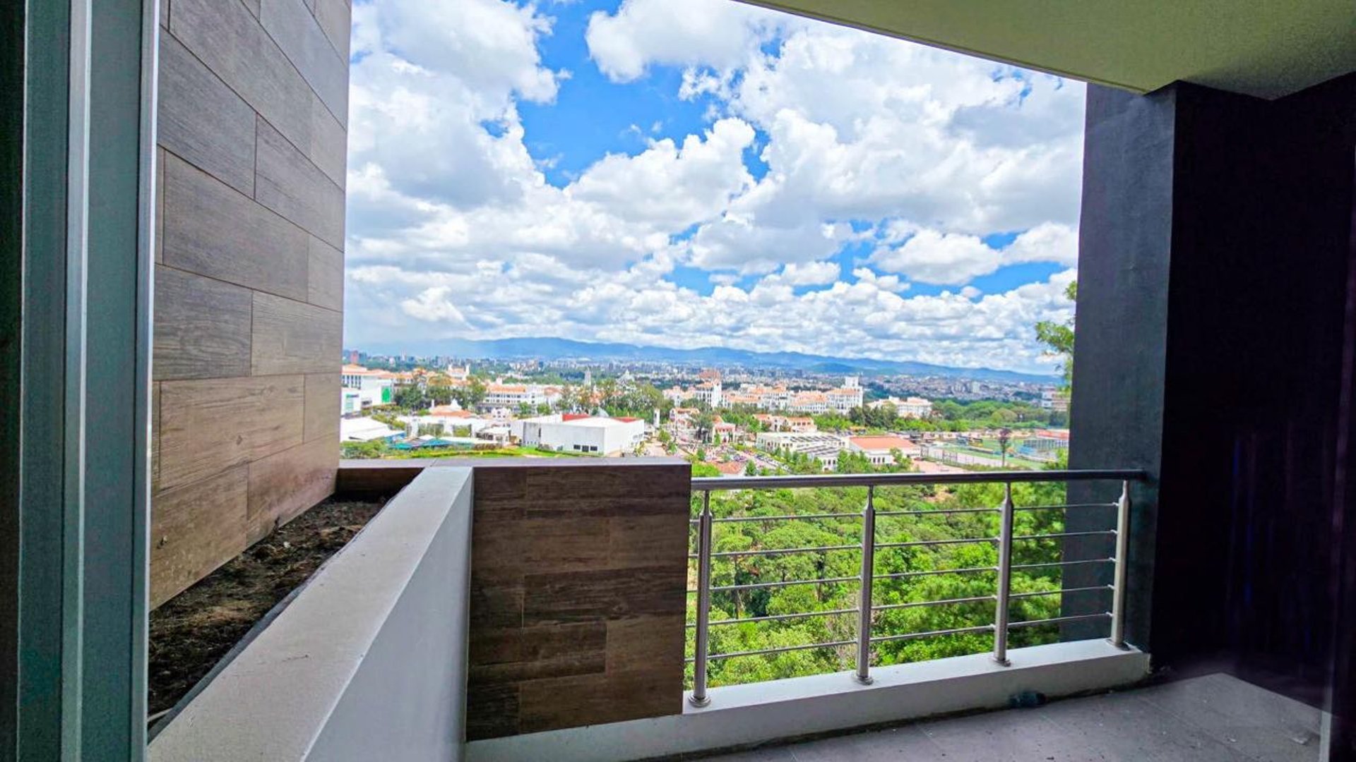 APARTAMENTO EN VENTA EN ZONA 16 TORRES VILAFLOR