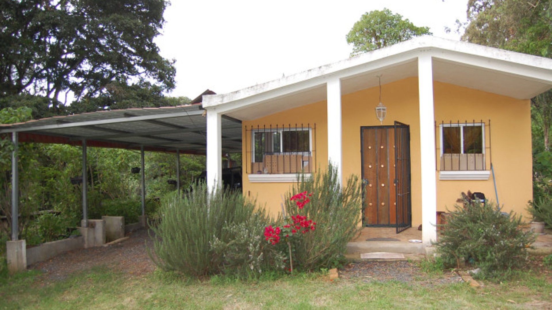 Citymax Antigua Vende Granja en Sumpango - Miniatura 3