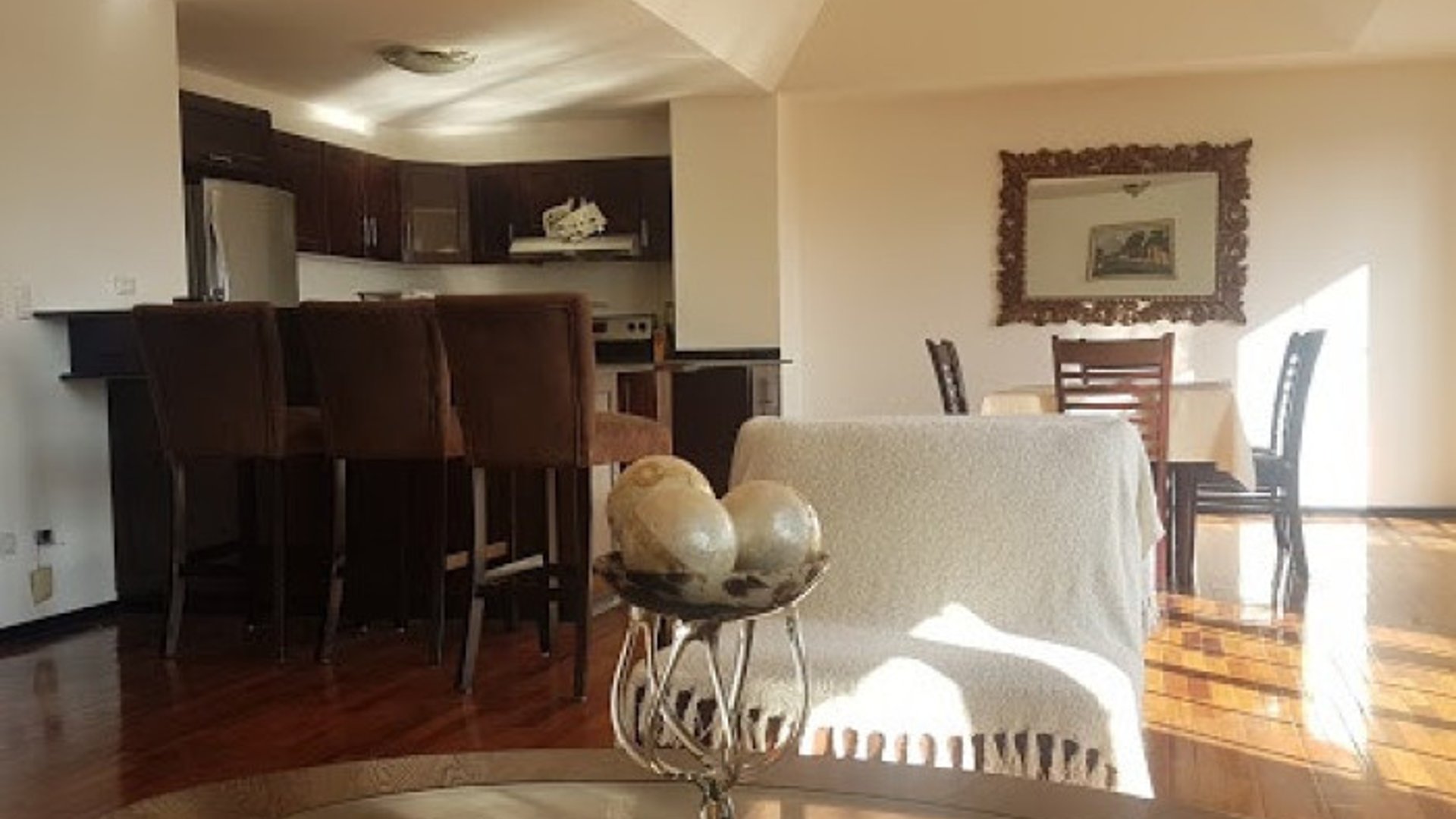 Apartamento amueblado en renta en Zona 10 Guatemala