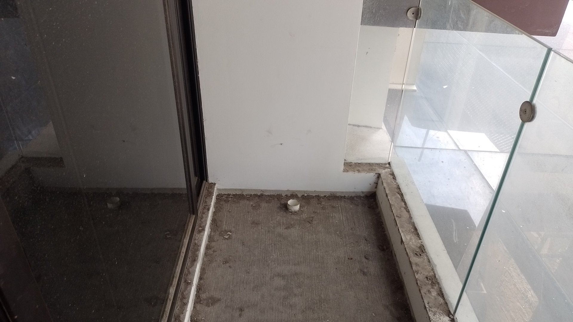 Vendo oficina en Zona 9 de 35 mt2  - Miniatura 4