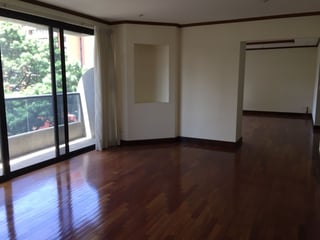 Apartamento 4 habitaciones en renta San Ángel zona 14 - 2