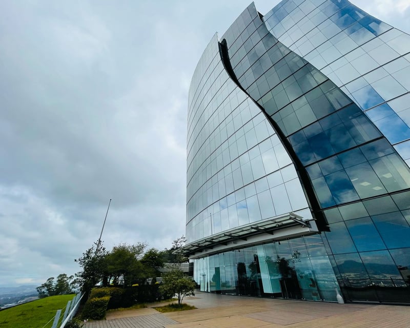ALQUILER DE OFICINAS - TORRE TIGO, KM 9.3 CES