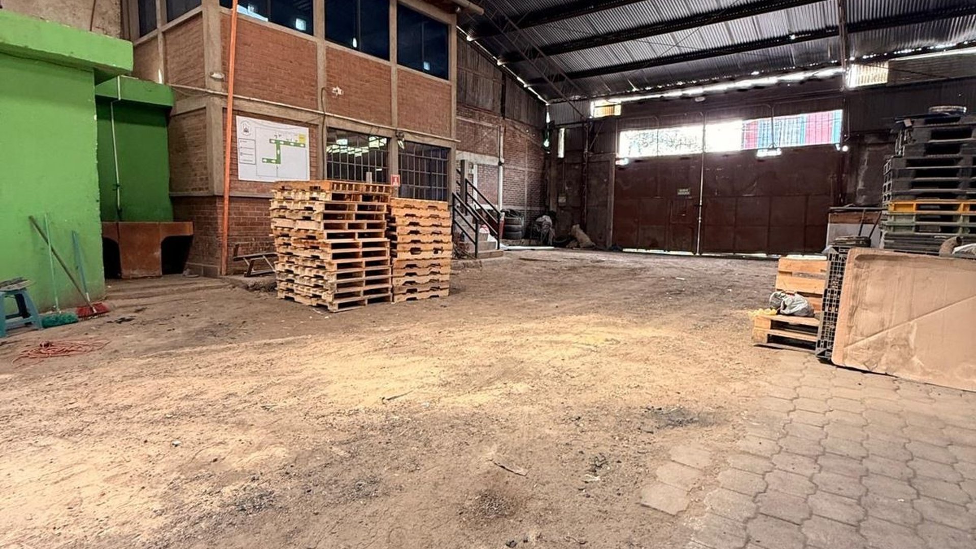 BODEGA EN VENTA – ZONA 1, CIUDAD DE GUATEMALA - Miniatura 3