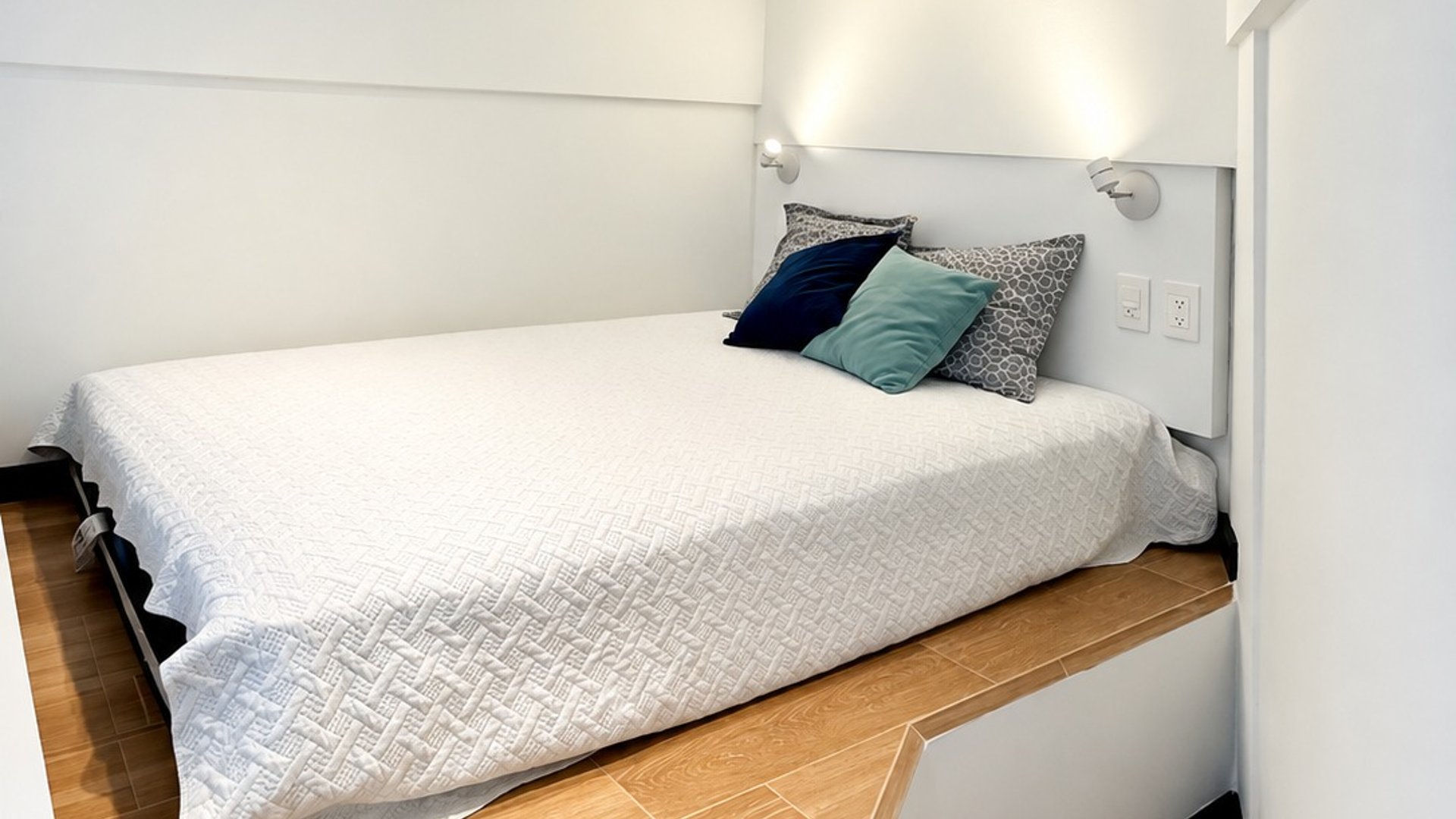 Apartamento en renta de 1 habitación en Zona 10 - Miniatura 8