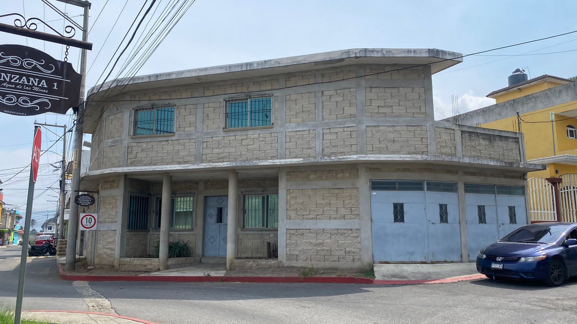 CASA EN VENTA EN RES AGUAS DE LAS MINAS AMATITLAN