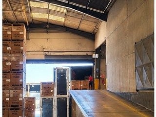 Bodega en renta en Zona 12 sobre Avenida Petapa | 5,938 m² con 4 andenes - 2