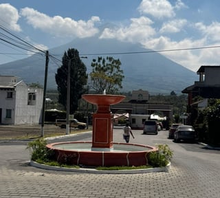 VENDO TERRENO EN CONDOMINIO LAS ROSAS 1, SAN MIGUEL DUEÑAS