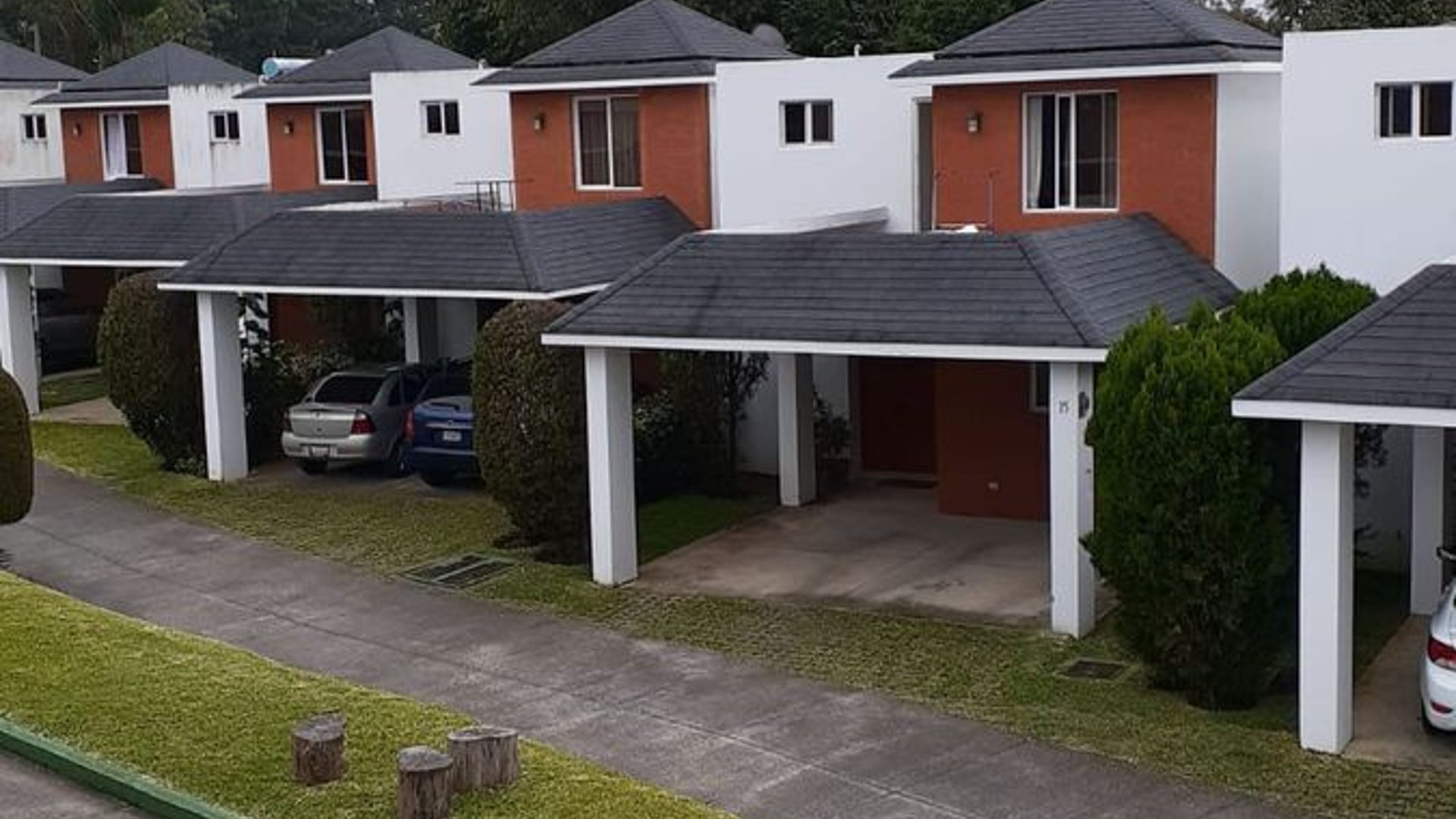 Casa en Venta / Carretera a El Salvador
