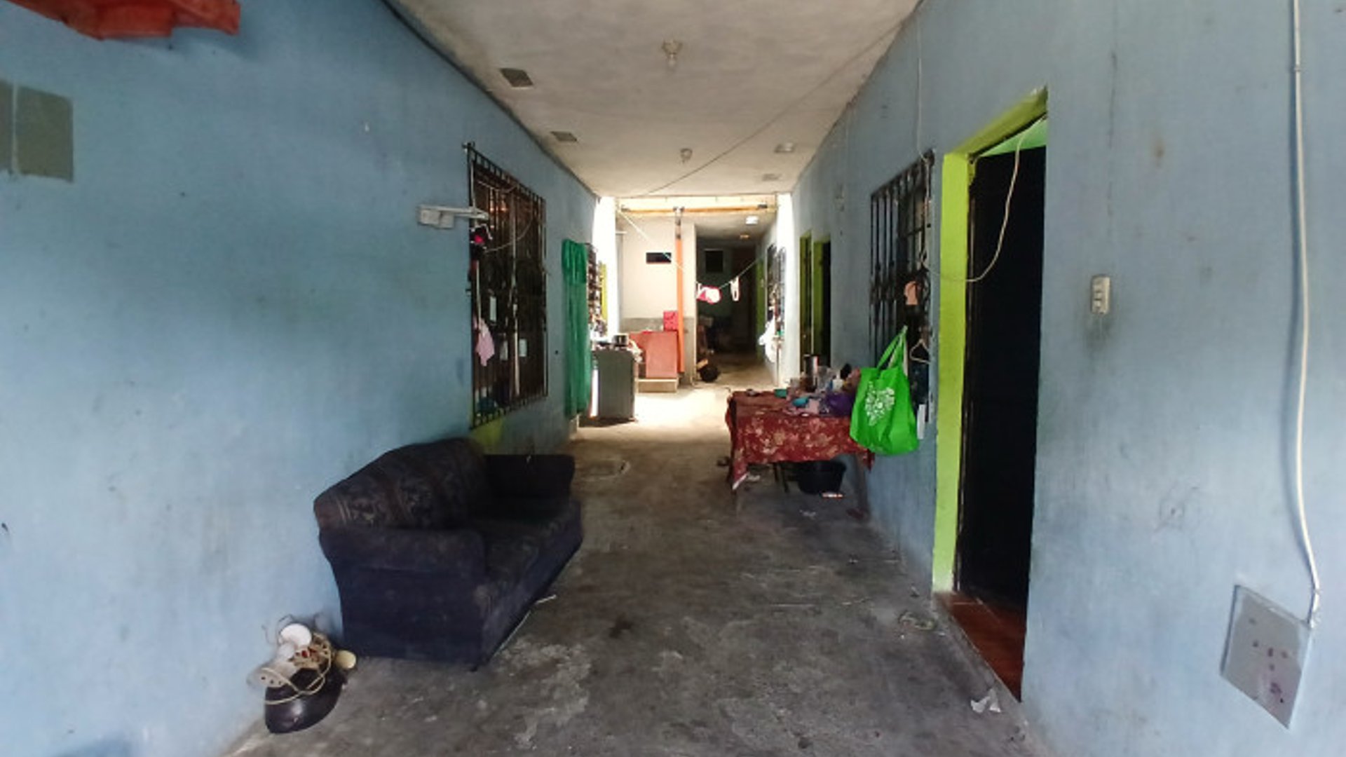 Vendo casa Grande en zona 21 colonia Loma Blanca - Miniatura 2