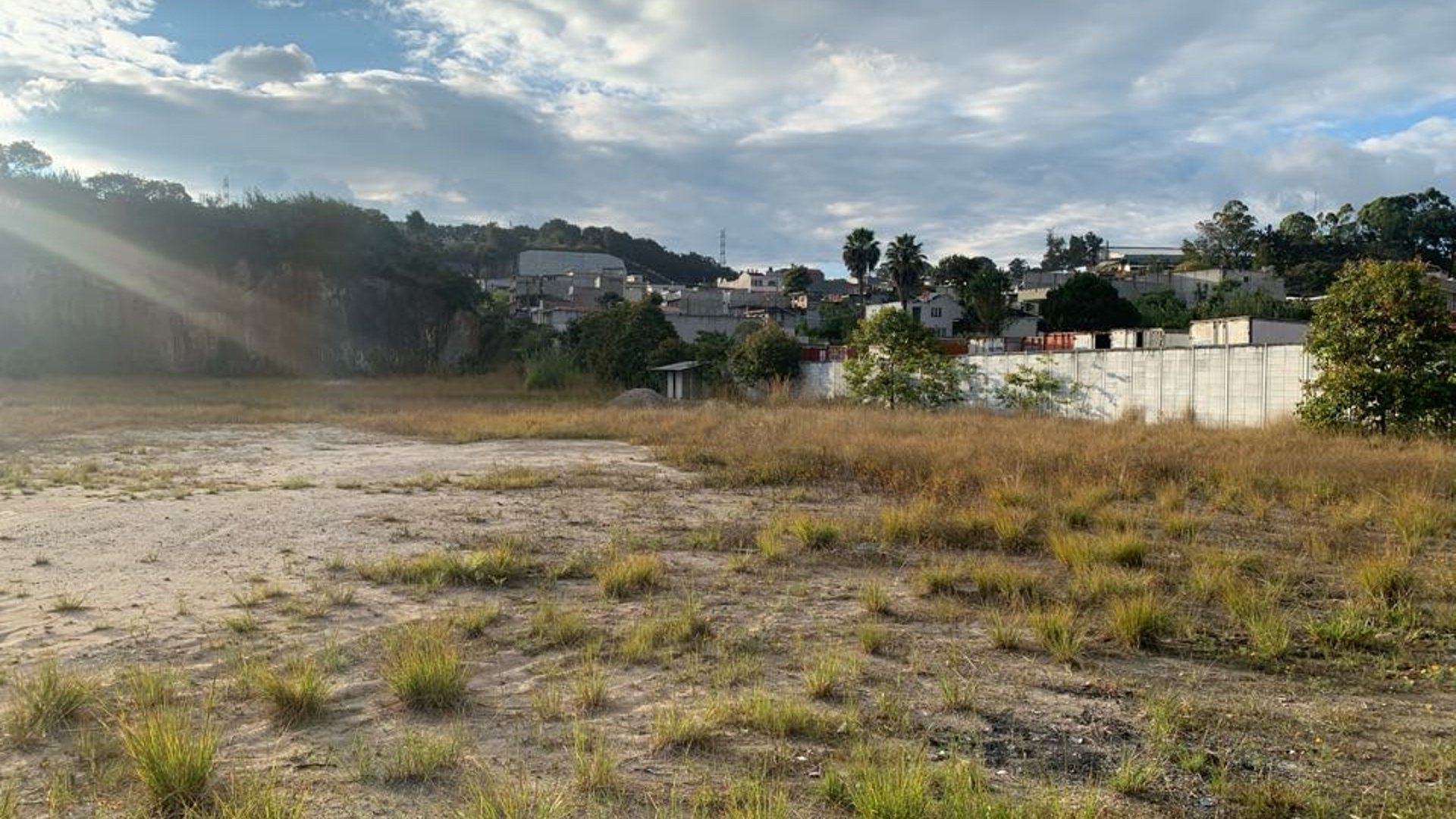TERRENO EN RENTA EN RUTA AL ATLANTICO ZONA 17 - Miniatura 5