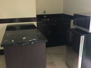 Apartamento de 2 habitaciones amueblado, zona 10 - Image 27