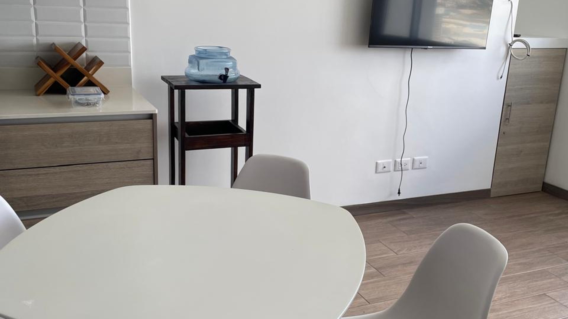 ???? APARTAMENTO AMUEBLADO EN RENTA – 2 HAB | EDIFICIO VISTARES | Z. 12 - Miniatura 4