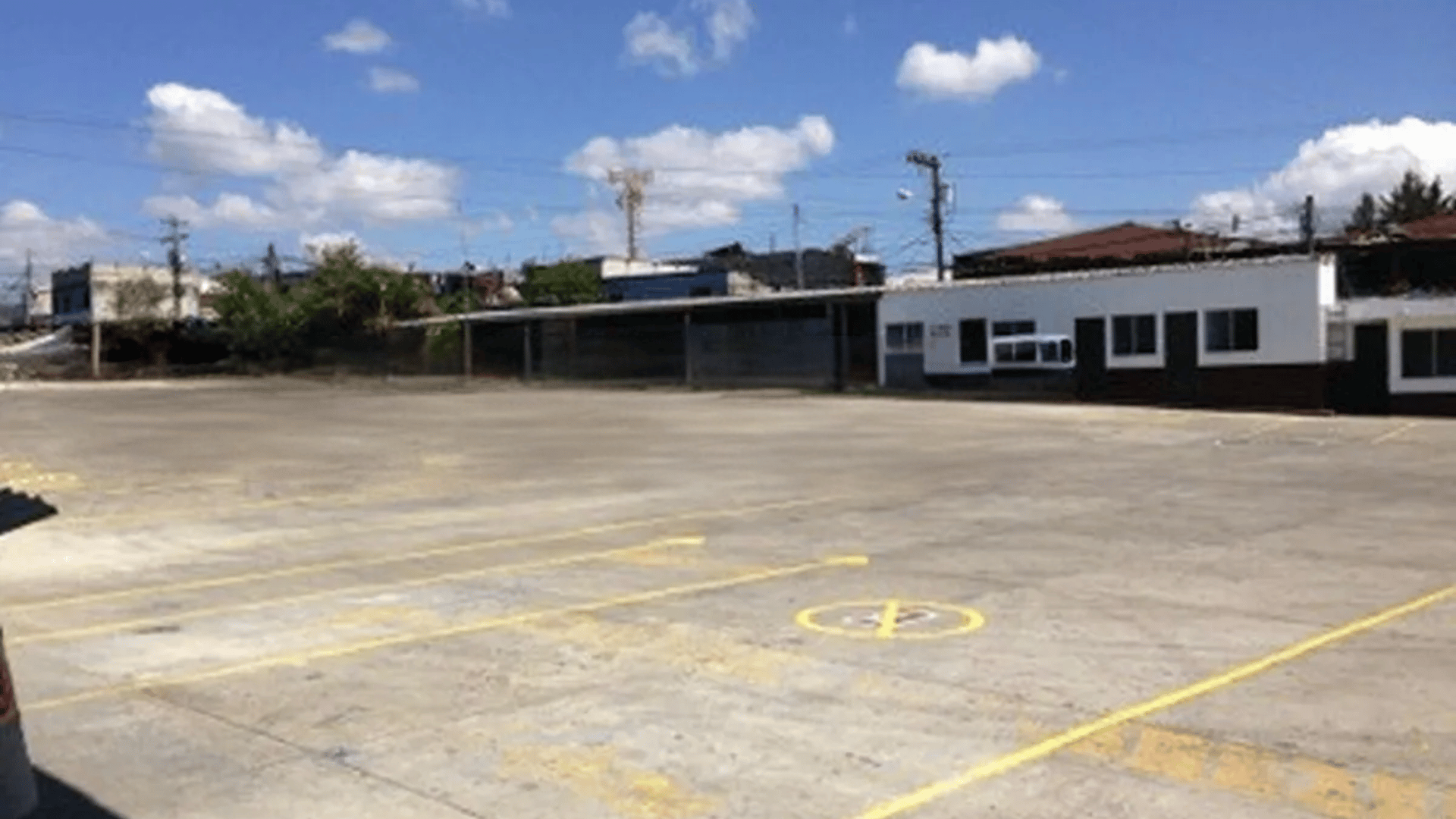 Bodega en renta zona 11 - Miniatura 7
