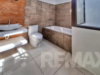 CASA EN VENTA EN HACIENDA DEL COMENDADOR, SAN MIGUEL DUEÑAS, ANTIGUA GUATEMALA - 2
