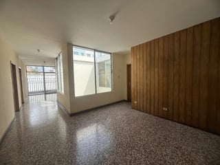 Casa en Renta Zona 10 para Ofcina - Clinica  - 4