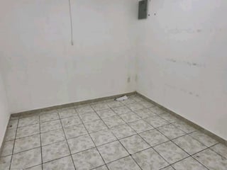 Alquilo Local Comercial en z1 - 4