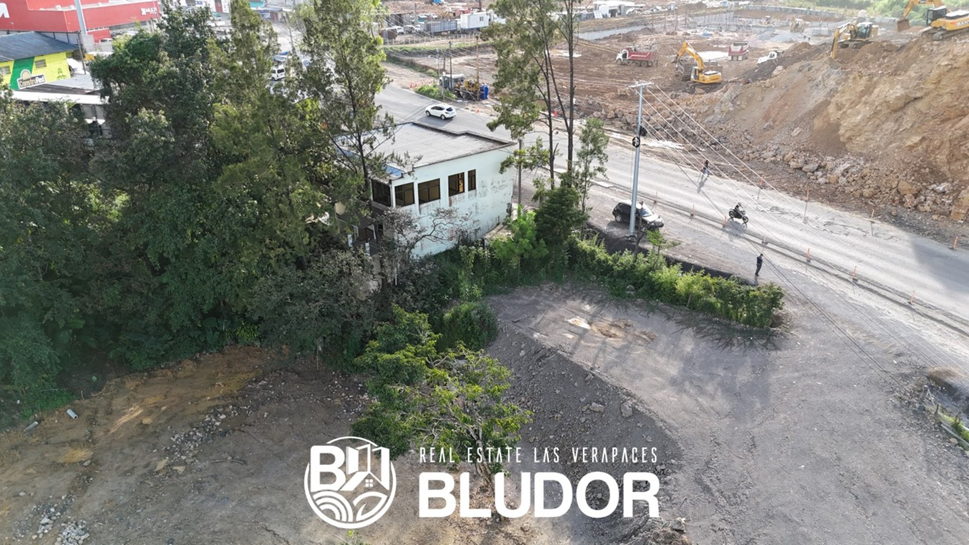 Santa Cruz Verapaz – Edificio Comercial a Orilla de Ruta - Miniatura 23