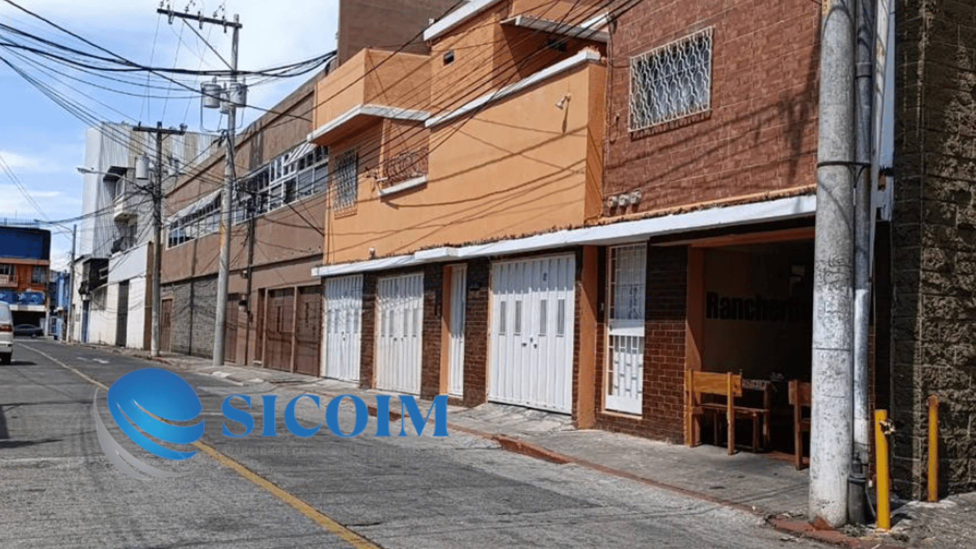 House for Sale in Zona 9, Guatemala City - Miniatura 4