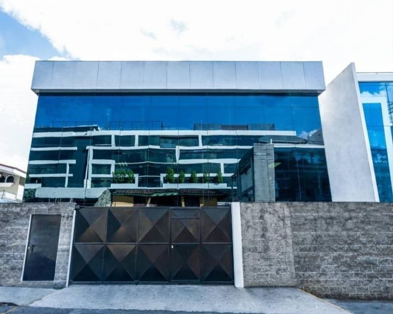 Edificio de Oficinas en Venta, para inversionista, zona 13