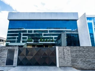 Edificio de Oficinas en Venta, para inversionista , zona 13 - Image 1