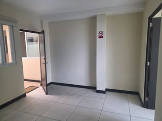 PRECIOSO Y FUNCIONAL APARTAMENTO PARA ESTUDIANTE TRABAJADOR - 2