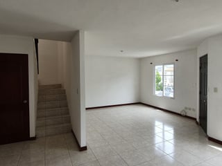 Casa en Venta en Villa Capri Carretera a el Salvador - 3