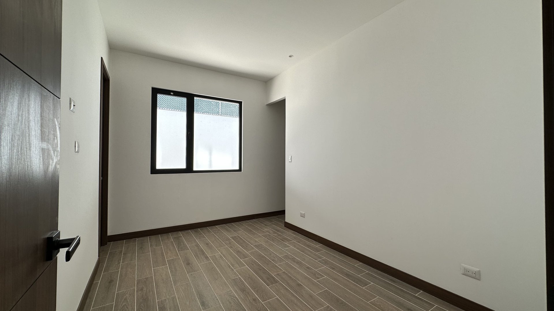 Apartamento en Alquiler Edificio Vila Catorce, zona 14 Guatemala - Miniatura 13