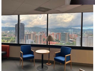 OFICINA EN RENTA ZONA 10 ZONA VIVA 892 Mts2  $13,500.00 - 2