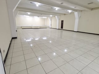 Casa en Renta con Uso Comercial en Zona 7 Guatemala - 2