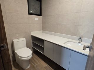 Apartamento en Venta en Zona 14 - Image 20