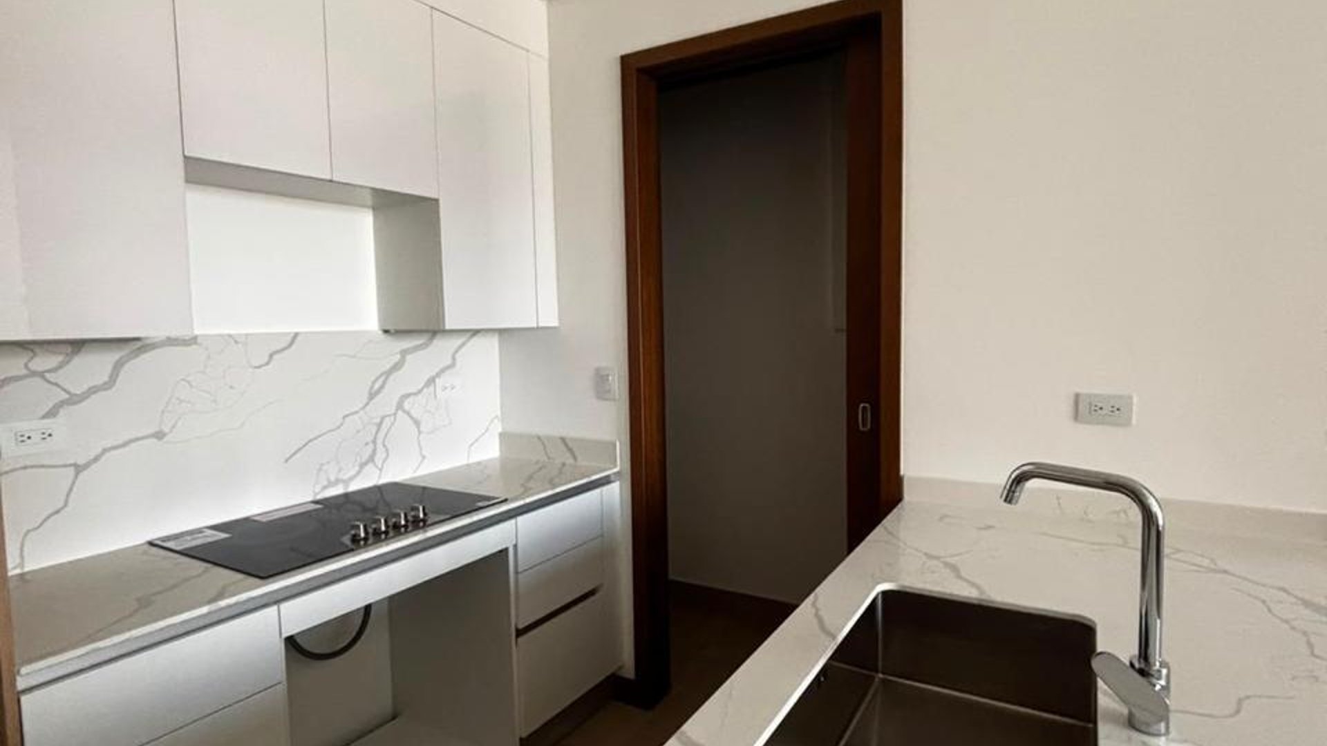???? APARTAMENTO EN ALQUILER – 2 HAB  | FERRE DIEZ | ZONA10 - Miniatura 4