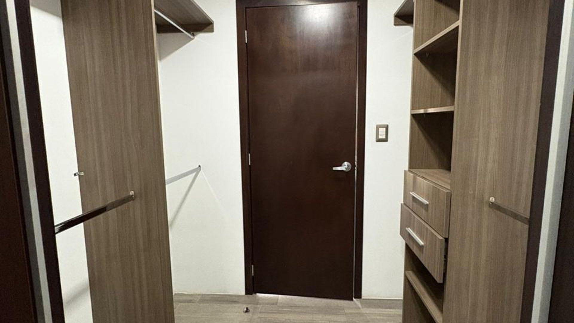 APARTAMENTO EN VENTA | SAN ISIDRO 20-21 | ZONA 16 - Miniatura 6