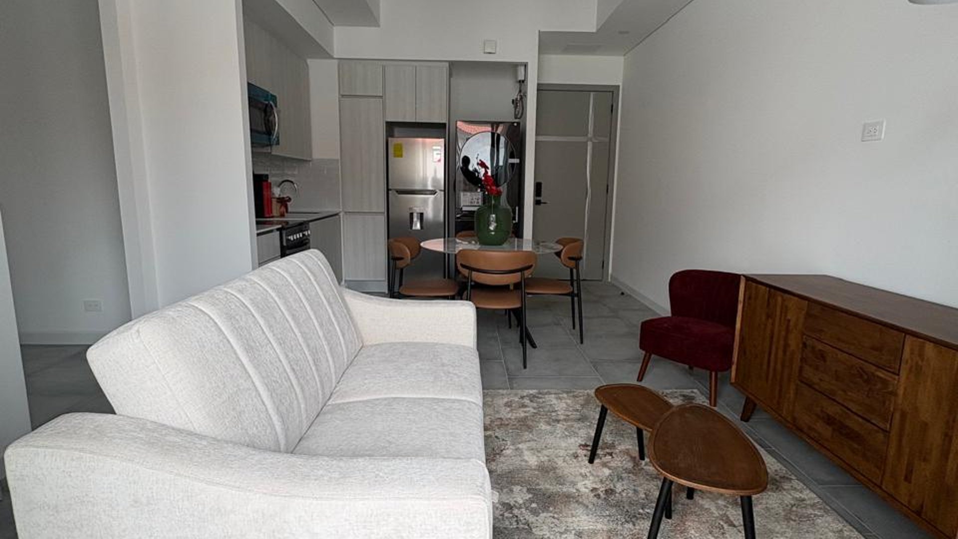 Apartamento amueblado en renta Antares de Cayalá zona 16