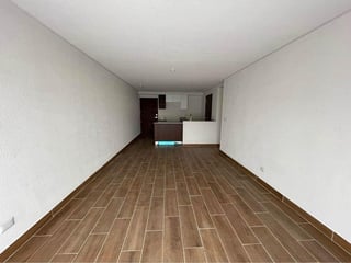 3 Bedroom Apartment with Balcony in Zona 16, Ciudad de Guatemala - Image 3