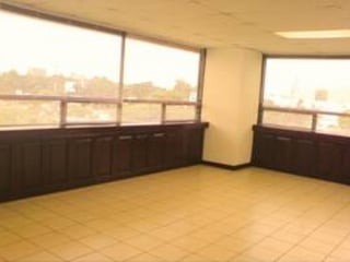 Oficina en Alquiler o Venta en la Zona 10 - 4