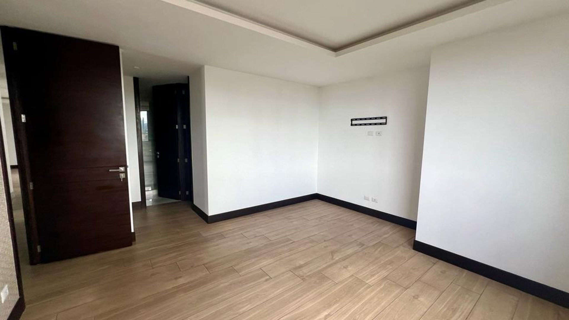 ???? APARTAMENTO EN RENTA – 3 HAB | EDIFICIO BADEN | VHI Z.15 - Miniatura 10