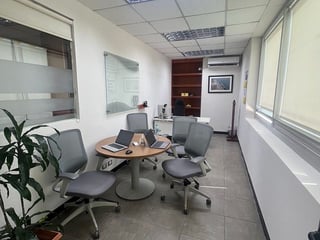 Oficina en Venta – Dubai Center, Zona 10 - 2