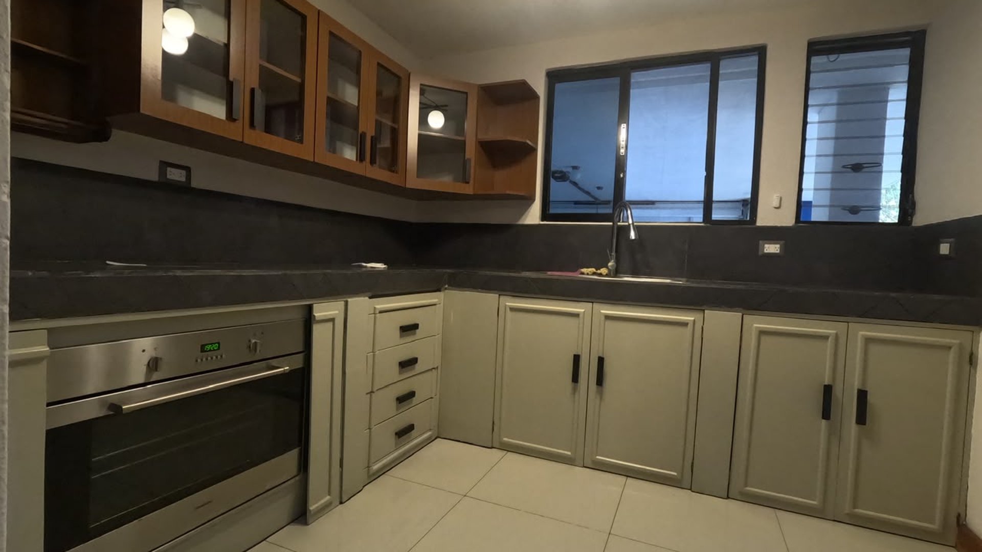 RENTA Casa Zona 16 Residencial San Gaspar - Miniatura 5