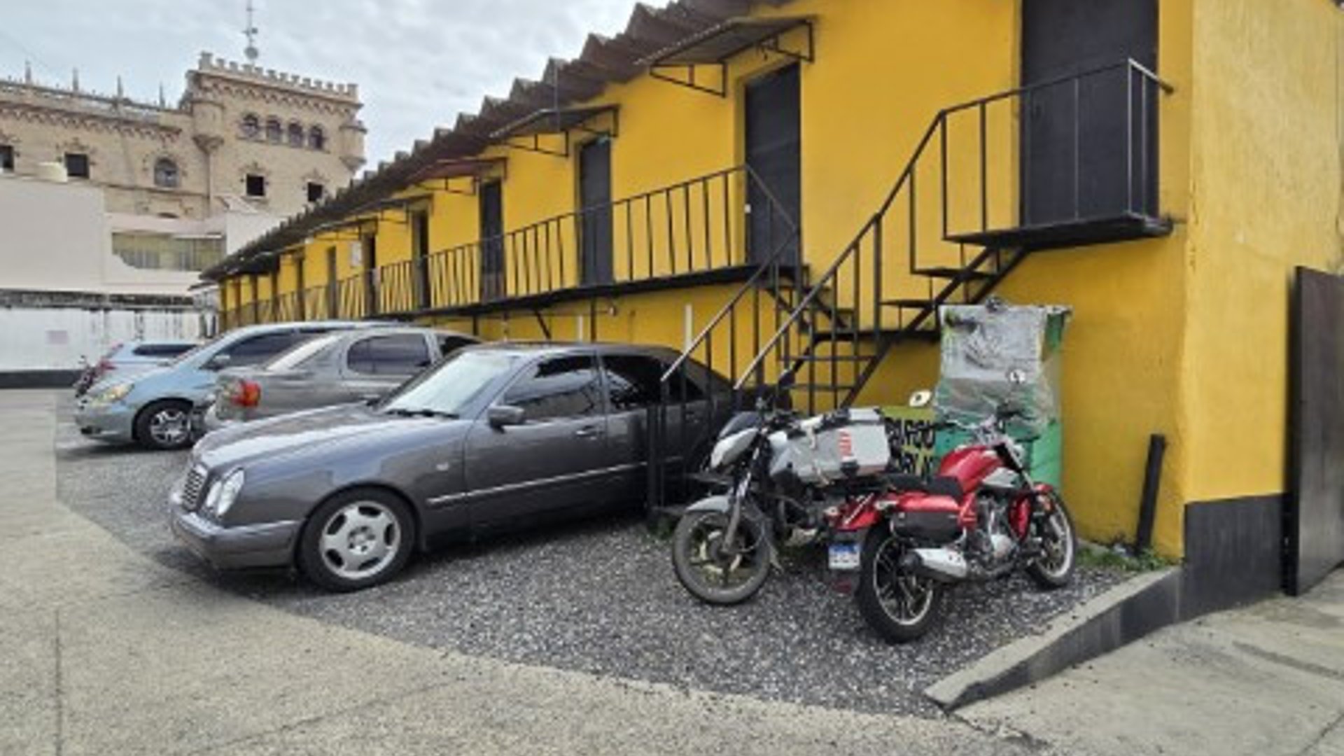 Oficina en Renta Zona 1 Ciudad Guatemala 15 mts²