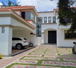 Casa Amueblada en Renta Hacienda Country Club CES